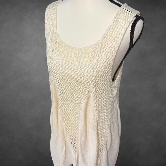 India Boutique Cream‎ Knit Cover Up - Picture 2 of 6